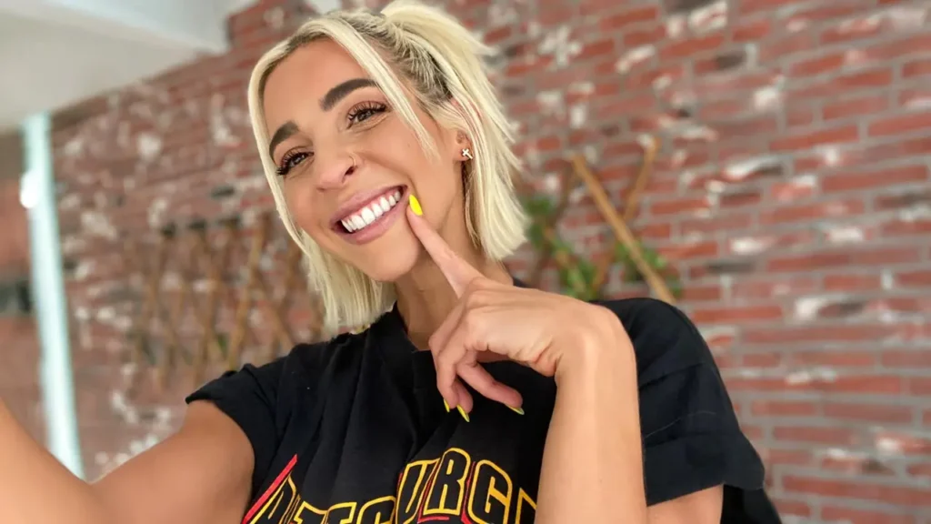 Gabbie Hanna